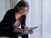 https://www.lemediasocial-emploi.fr/media/cache/articles_thumbnail/uploads/images/articles-small/5df664156a950_AdobeStock_302389524 v3.jpeg